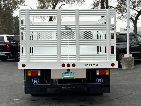 New 2024 Chevrolet Low Cab Forward image 4