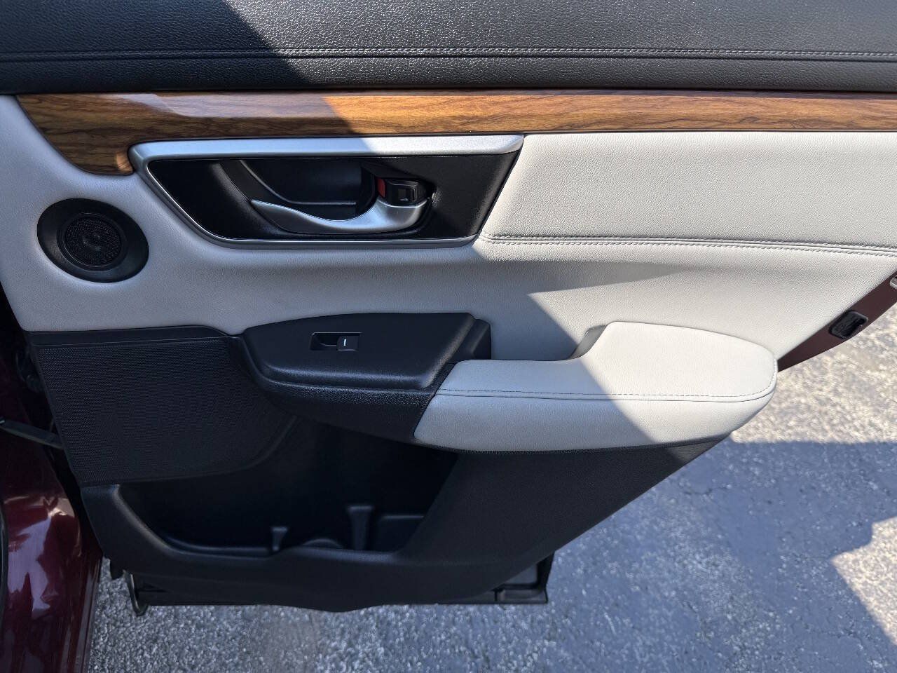 Used 2017 Honda CR-V Touring image 23