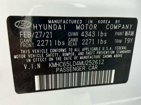 Used 2021 Hyundai Ioniq SE FWD image 47
