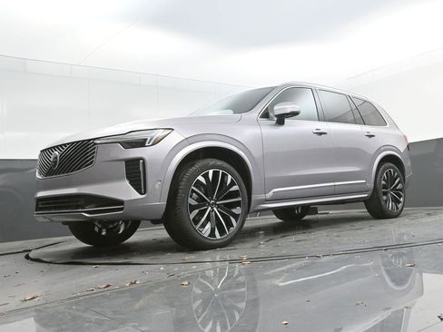 New 2026 Volvo XC90 B6 Plus w/ Protection Package Premier AWD/4WD image 30