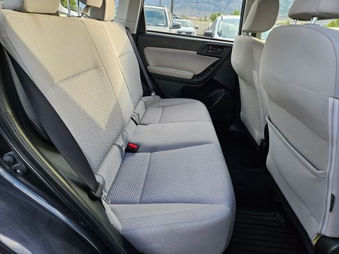 Used 2017 Subaru Forester 2.5i w/ Alloy Wheel Package AWD/4WD image 32
