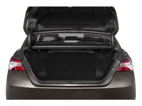 Used 2019 Toyota Camry LE image 14