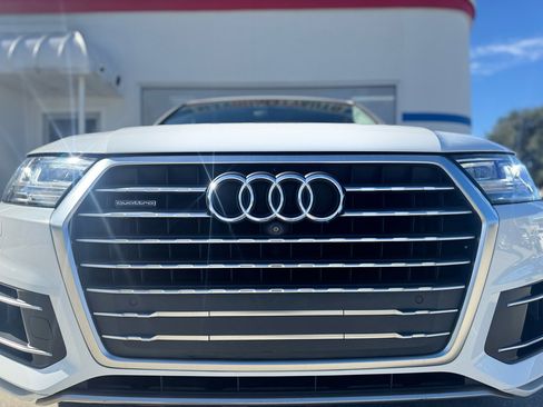 Used 2018 Audi Q7 3.0T Premium Plus w/ Premium Plus Package image 14