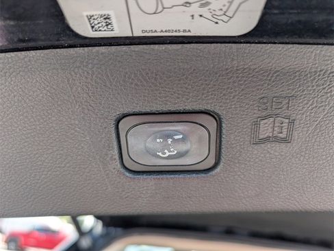 Used 2019 Ford Edge Titanium w/ Equipment Group 301A image 29