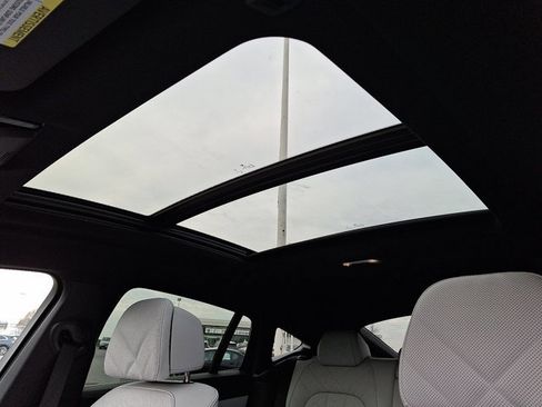 New 2026 BMW X6 xDrive40i image 13