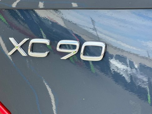 Used 2023 Volvo XC90 T8 Ultimate w/ Protection Package Premier AWD/4WD image 12