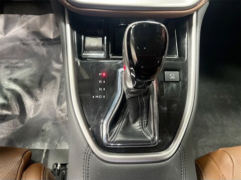 Used 2024 Subaru Outback Touring image 17
