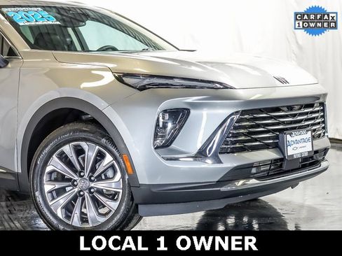 Used 2025 Buick Envision Preferred image 3