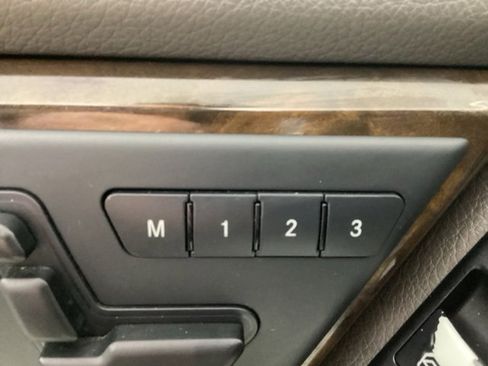 Used 2015 Mercedes-Benz GLK 350 4MATIC image 15