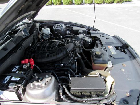 Used 2014 Ford Mustang Coupe image 24