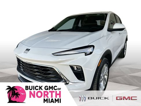 Used 2025 Buick Encore GX Preferred FWD image 1