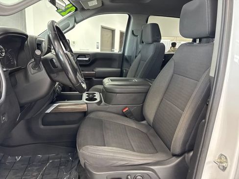 Used 2021 Chevrolet Silverado 1500 LT Trail Boss AWD/4WD image 15
