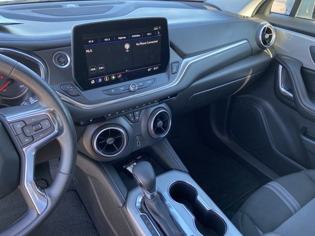 Used 2025 Chevrolet Blazer LT FWD image 41
