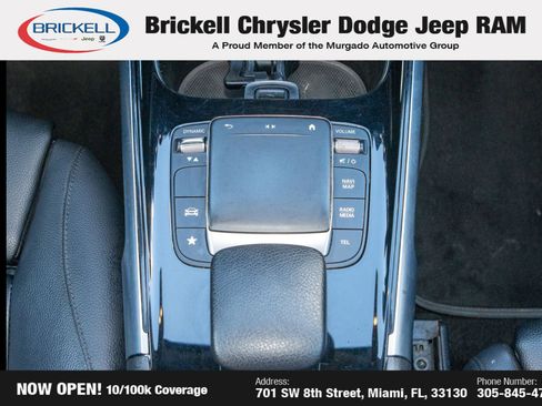 Used 2021 Mercedes-Benz GLB 250 4MATIC w/ Premium Package image 25