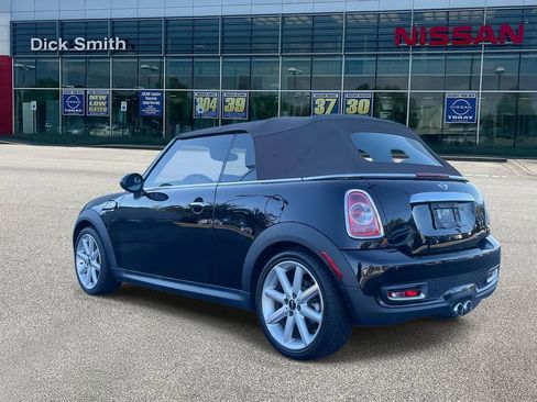 Used 2015 MINI Cooper S image 4