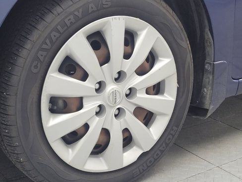 Used 2016 Nissan Sentra SV FWD image 31