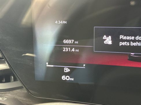 Used 2025 Audi Q5 Premium w/ Convenience Package image 23