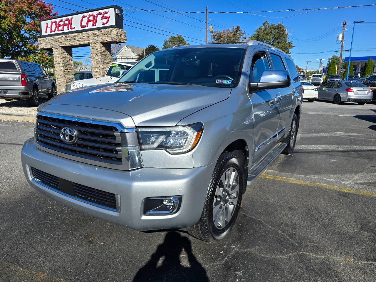 Used 2020 Toyota Sequoia Limited w/ Safety & Convenience Package AWD/4WD image 7
