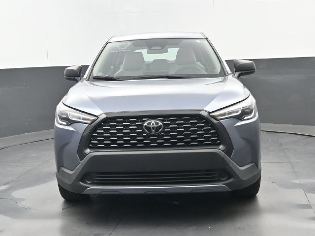 Used 2025 Toyota Corolla Cross L FWD image 5