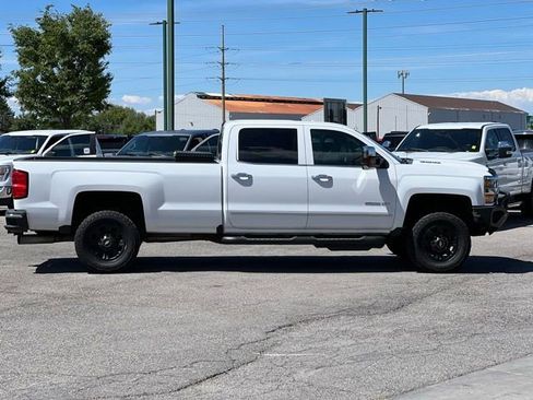 Used 2019 Chevrolet Silverado 3500 LTZ w/ Duramax Plus Package AWD/4WD image 9
