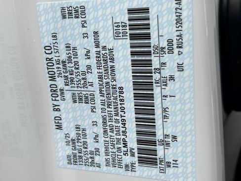 New 2026 Lincoln Nautilus Premier w/ Equipment Group 102A image 23