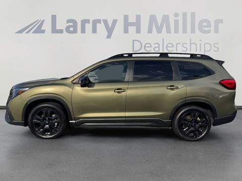 Used 2023 Subaru Ascent Onyx Edition Limited image 2