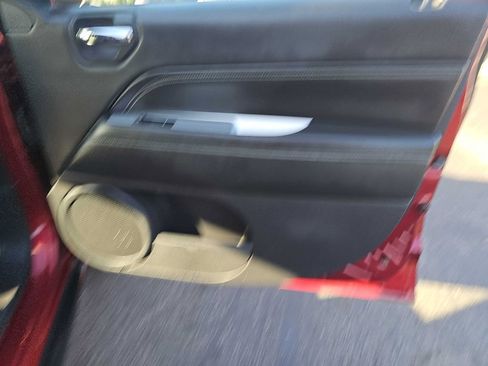 Used 2017 Jeep Compass High Altitude image 83