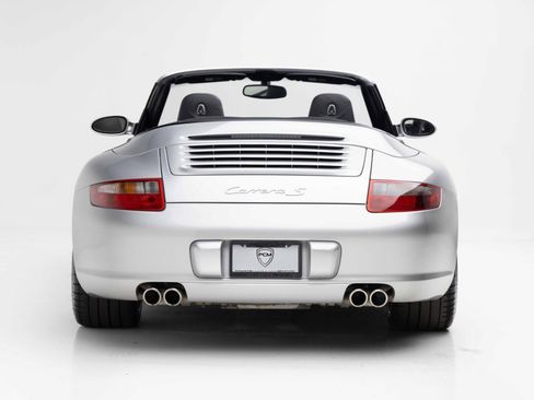 Used 2006 Porsche 911 Carrera S RWD image 7