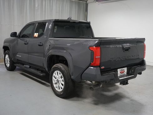 Certified 2024 Toyota Tacoma SR5 image 6