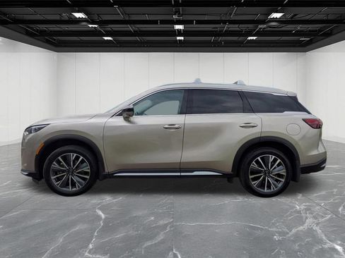 Certified 2026 INFINITI QX60 Luxe w/ Cargo Package AWD/4WD image 3