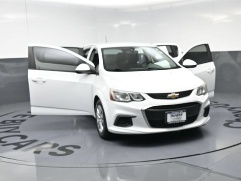 Used 2017 Chevrolet Sonic LT FWD image 23