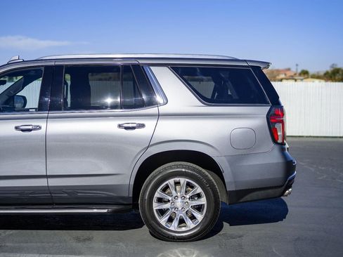 Used 2021 Chevrolet Tahoe Premier w/ Premium Package image 6