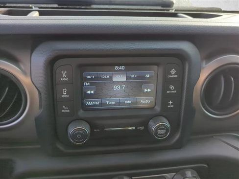 Used 2019 Jeep Wrangler Unlimited Sport S image 16