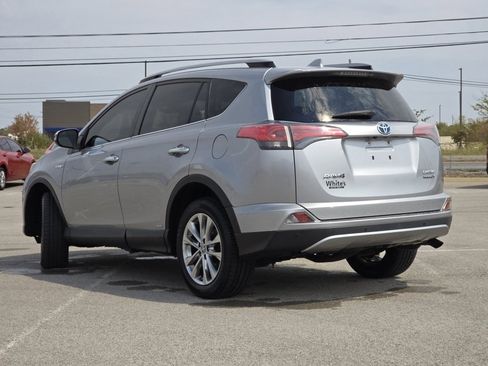 Used 2017 Toyota RAV4 Limited image 16