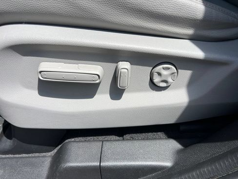 Used 2018 Honda Odyssey EX-L image 32
