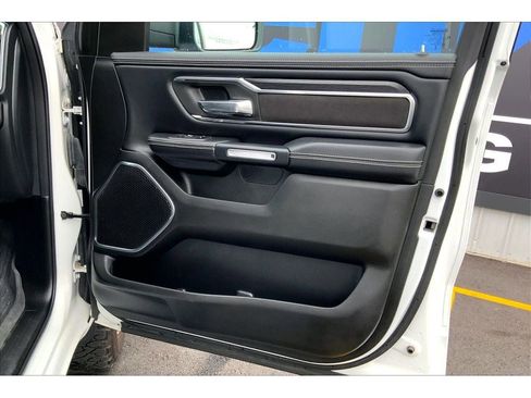 Used 2024 RAM 1500 Laramie AWD/4WD image 25