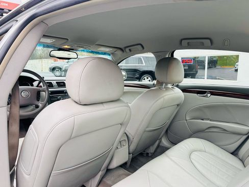 Used 2008 Buick Lucerne CXL w/ Driver Confidence Package FWD image 30