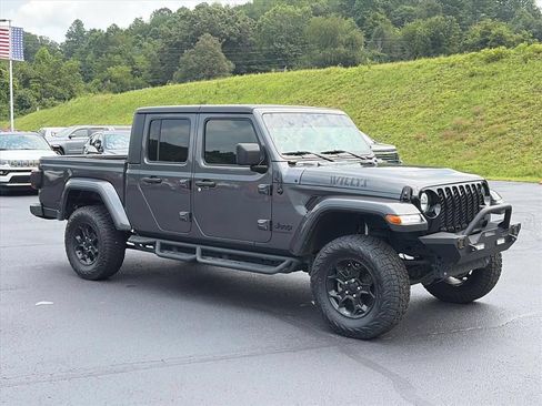 Used 2023 Jeep Gladiator Sport AWD/4WD image 5