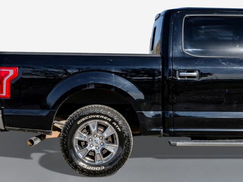 Used 2016 Ford F150 XLT w/ Equipment Group 302A Luxury image 6