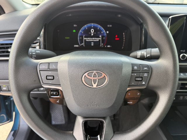 Used 2026 Toyota Camry LE w/ Convenience Package FWD image 42