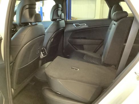 Certified 2026 Kia Sportage X-Line w/ X-Line Premium Package AWD/4WD image 19