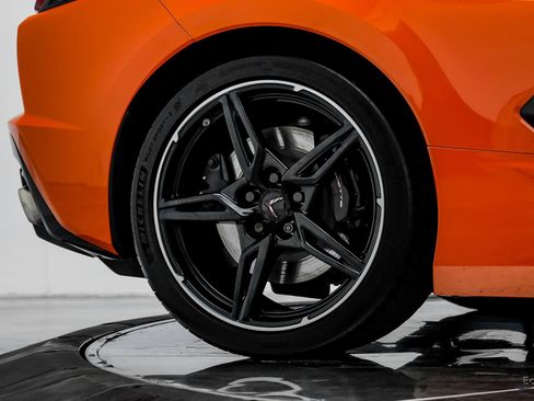 Used 2021 Chevrolet Corvette Stingray Premium Conv w/ Z51 Performance Package image 90