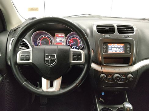 Used 2019 Dodge Journey SE w/ Premium Group image 22