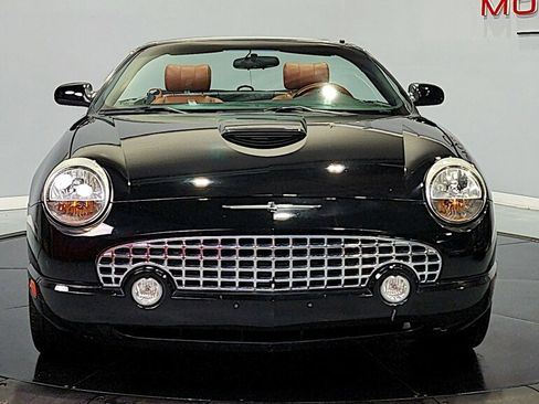 Used 2003 Ford Thunderbird Deluxe image 2