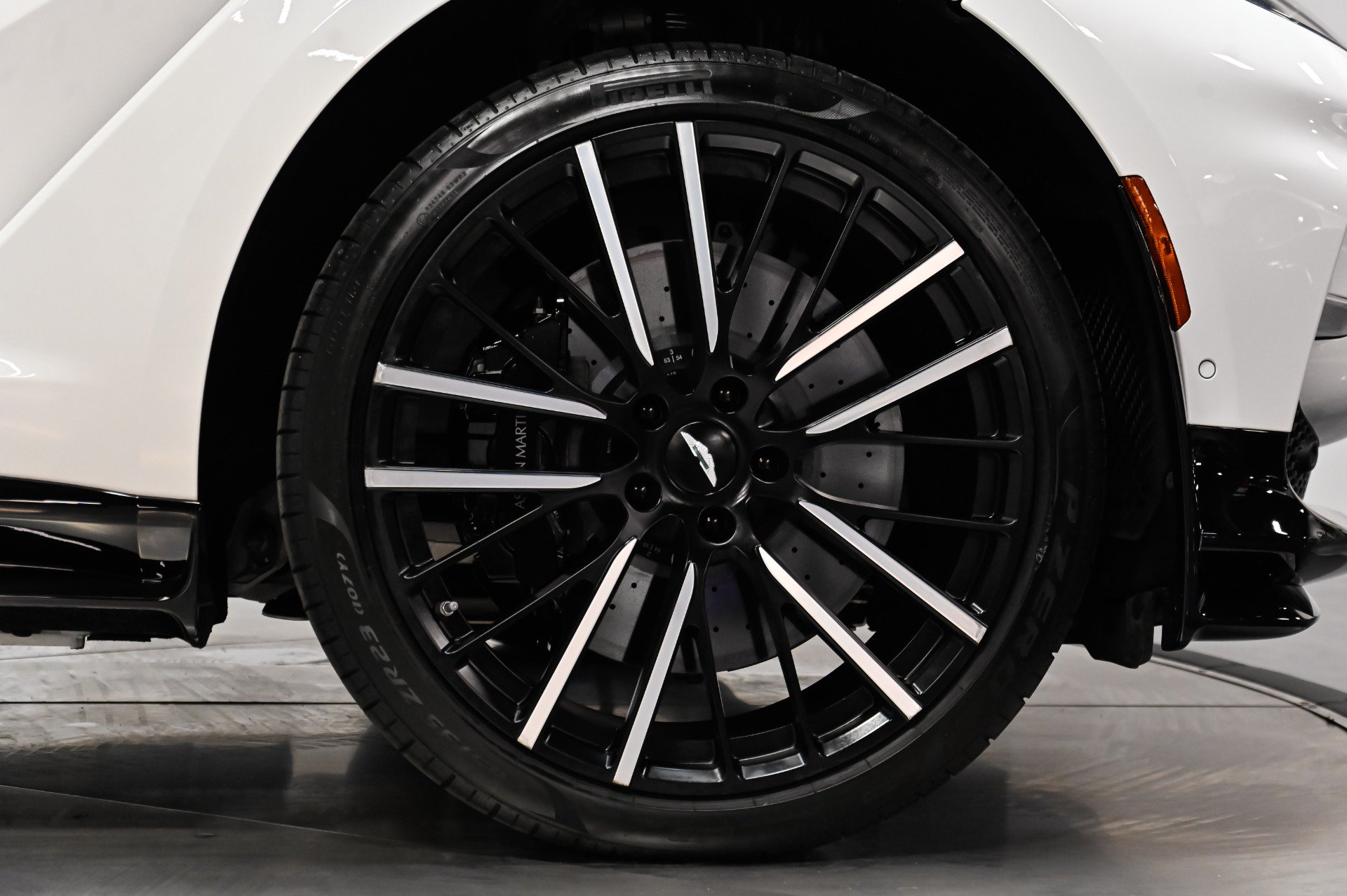 Used 2023 Aston Martin DBX 707 AWD/4WD image 12