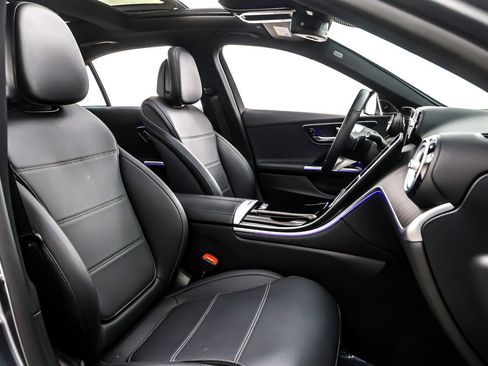 Certified 2025 Mercedes-Benz C 300 Sedan image 9