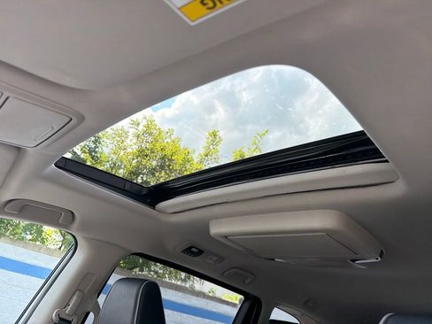 Certified 2025 Honda Odyssey Elite image 11