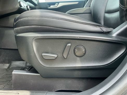 Used 2020 Ford Escape SE Sport image 22