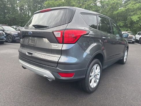 Used 2019 Ford Escape SE FWD image 5