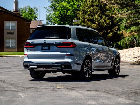 Used 2024 BMW X7 xDrive40i w/ Executive Package AWD/4WD image 5